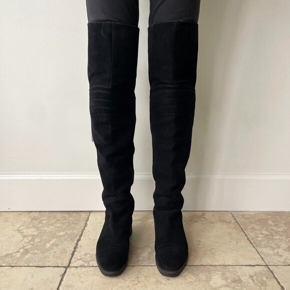 Louis Vuitton Black Suede Zipped Over-The-Knee Boots 37 / US 7 - Picture 1 of 17